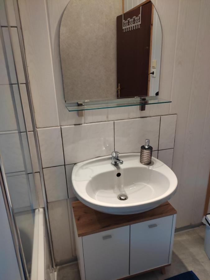 Gaestezimmer Boxenstopp Veitsbronn Extérieur photo